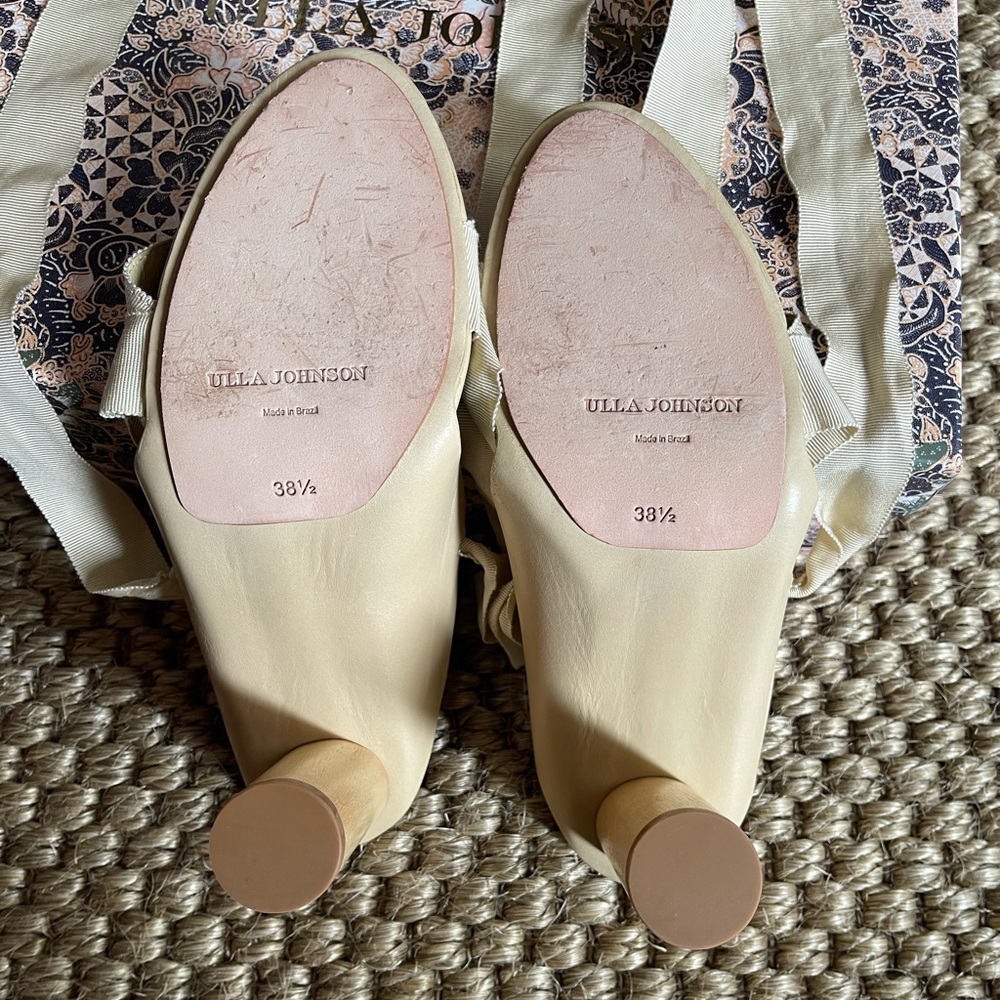Ulla Johnson “Kharis Heel” in Wheat - Picture 6 of 10